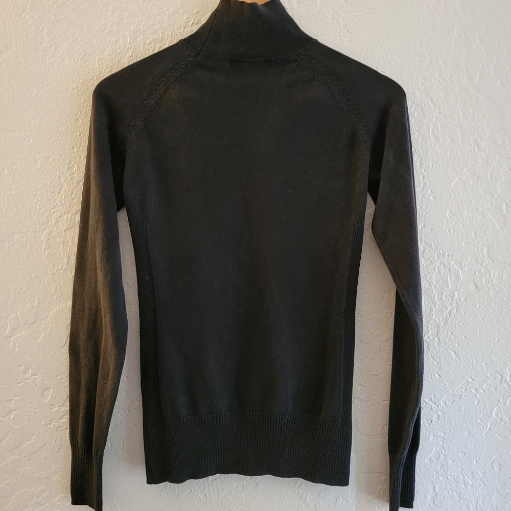 L.A.M.B. Sweater Cottin & Cashmere Turtleneck Size Medium - Picture 2 of 4